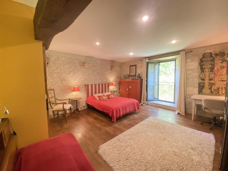 Maison en pierre - 122 m² - 4 pièces