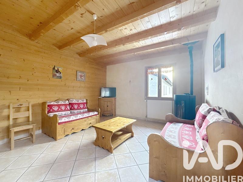 Maison - 300 m² - 21 pièces