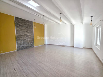 Appartement - 80 m² - 3 pièces