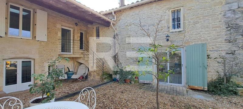 Maison de village - 185 m² - 6 pièces