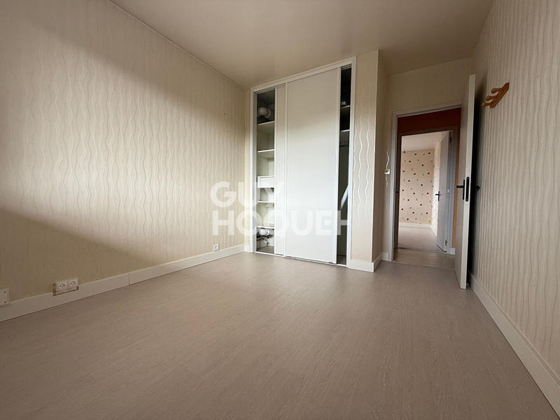 Appartement - 95 m² - 5 pièces