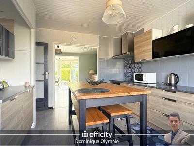 Maison - 103 m² - 6 pièces