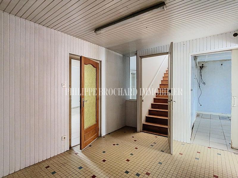 Local d'activités - 104 m²