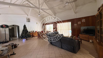 Maison - 172 m² - 5 pièces