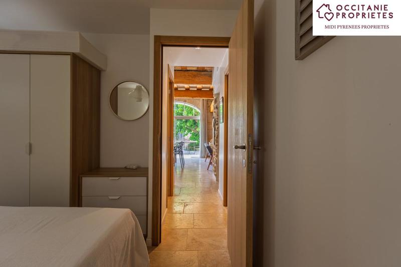 Propriété - 366 m² - 13 pièces