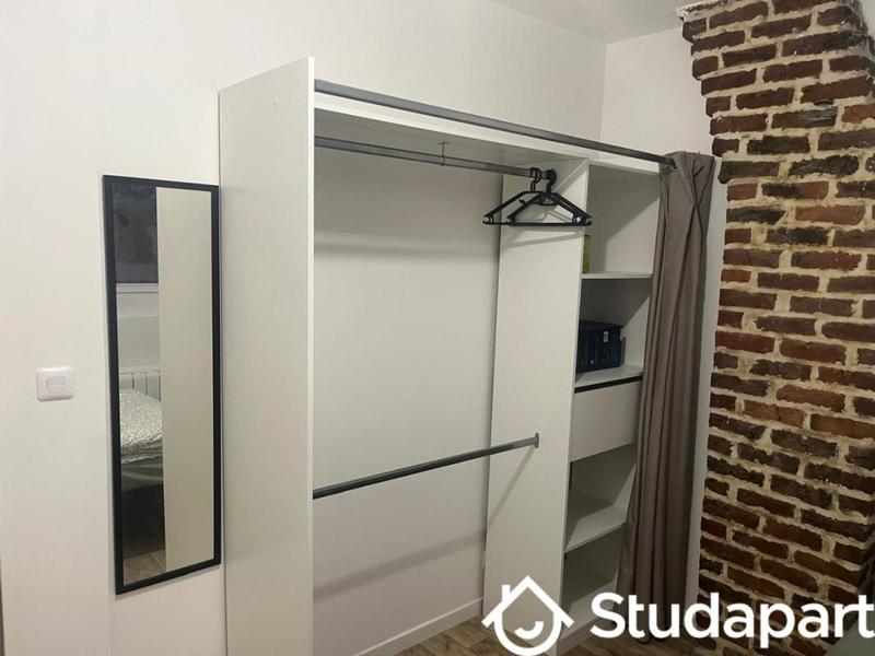 Chambre - 11 m² - 1 pièce