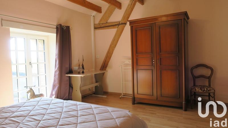 Maison - 250 m² - 8 pièces