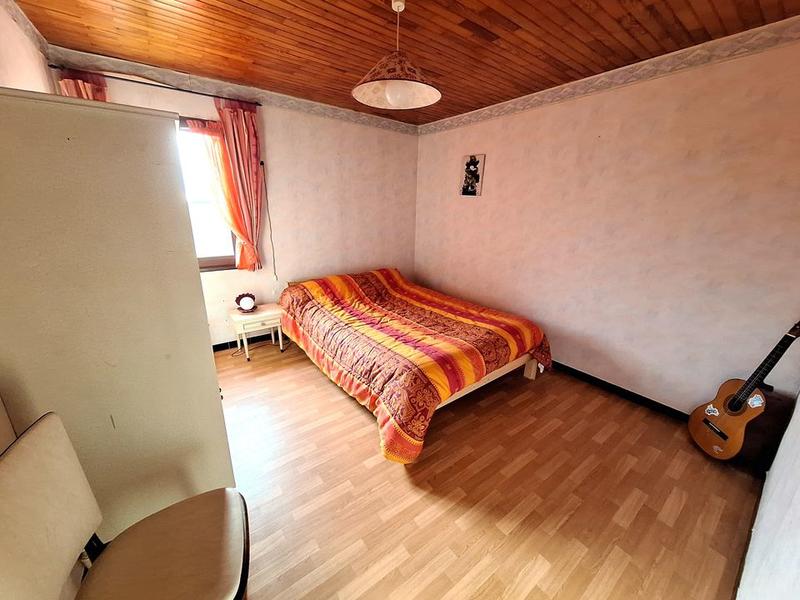 Maison - 280 m² - 10 pièces