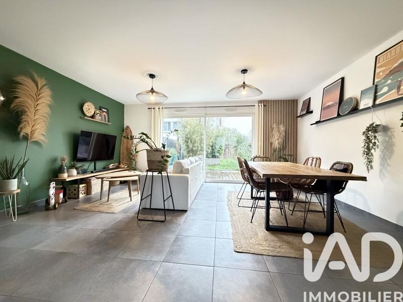 Maison - 77 m² - 4 pièces