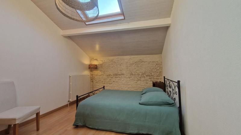 Maison - 204 m² - 7 pièces