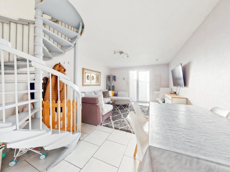 Duplex - 81 m² - 4 pièces