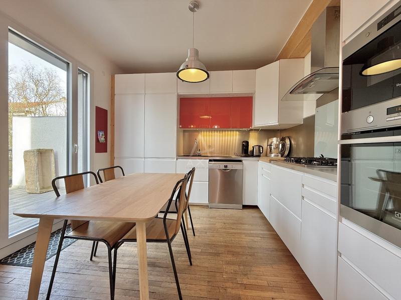 Maison - 160 m² - 7 pièces