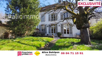Maison - 334 m² - 14 pièces
