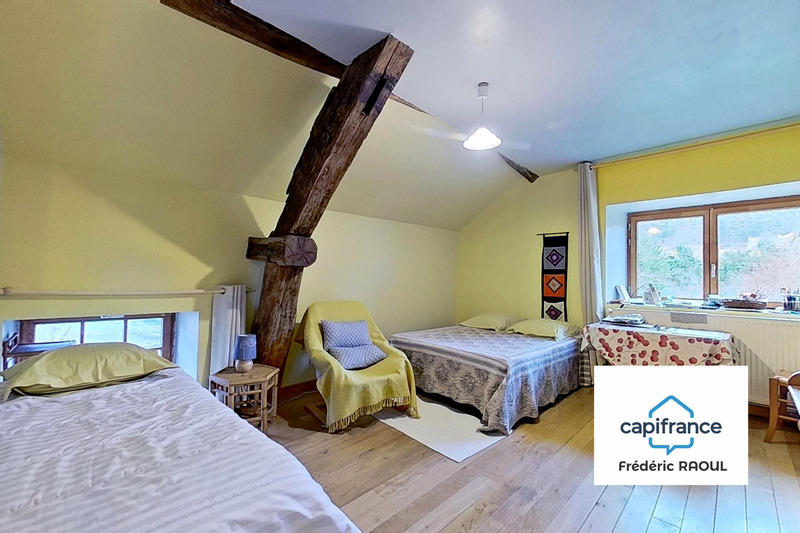 Maison - 199 m² - 7 pièces