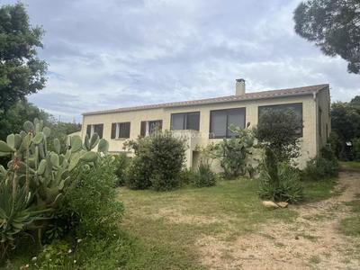 Maison - 168 m² - 5 pièces