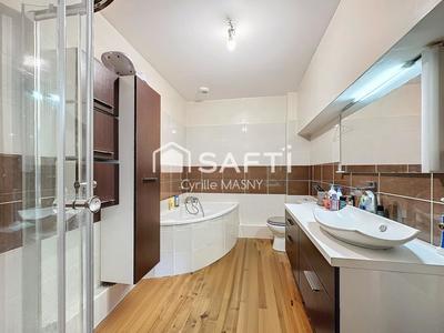 Maison - 114 m² - 5 pièces