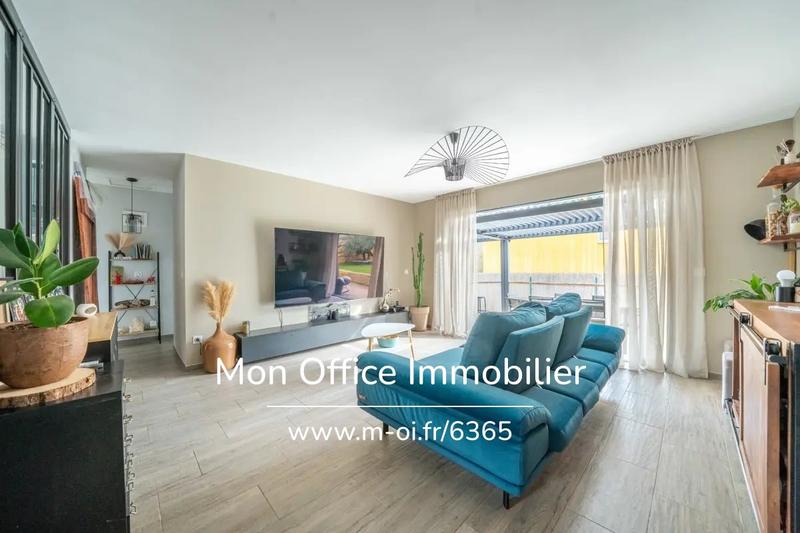 Maison - 100 m² - 5 pièces