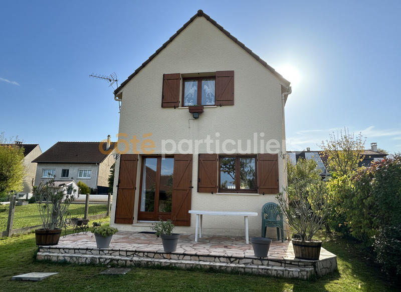 Maison - 93 m² - 5 pièces