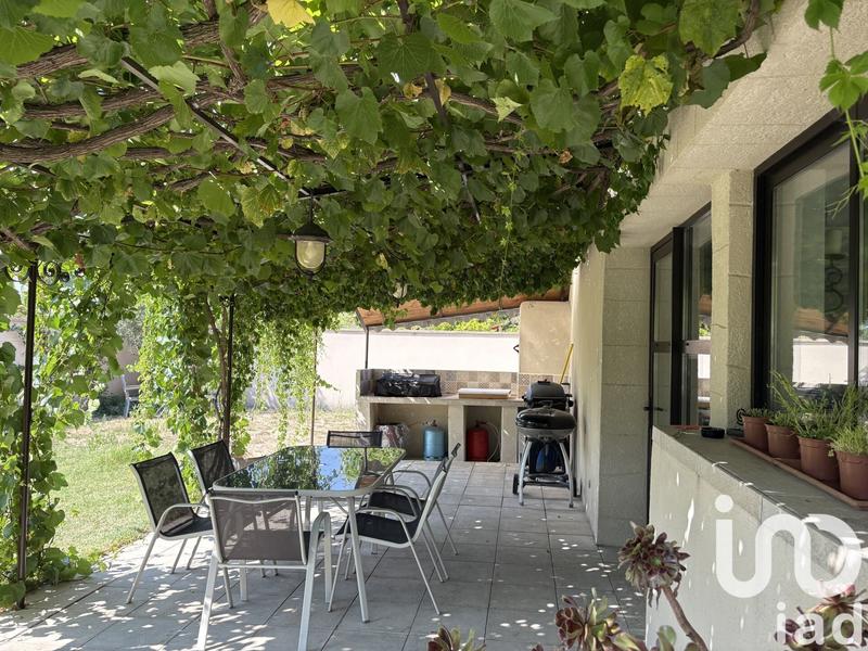 Maison - 210 m² - 8 pièces