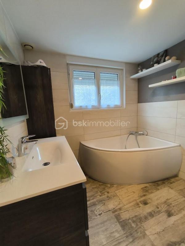 Maison - 272 m² - 11 pièces