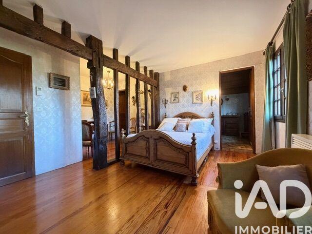 Maison de village - 275 m² - 6 pièces