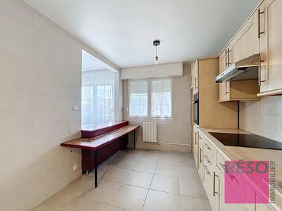 Appartement - 106 m² - 5 pièces