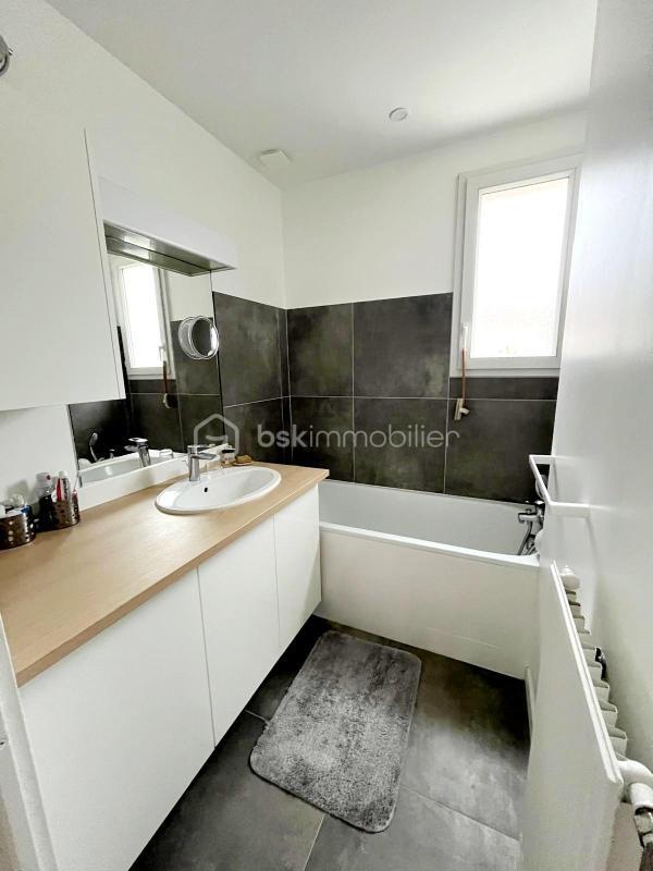 Maison - 110 m² - 7 pièces