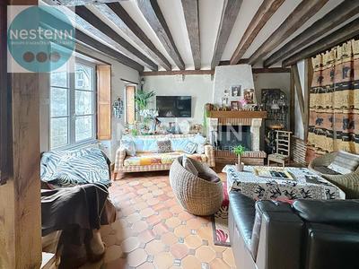 Maison - 250 m² - 7 pièces