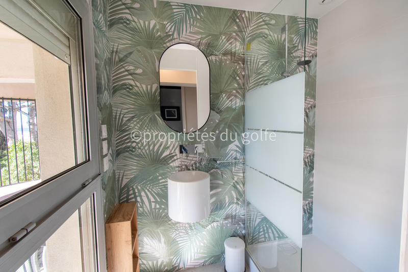 Maison - 210 m² - 5 pièces