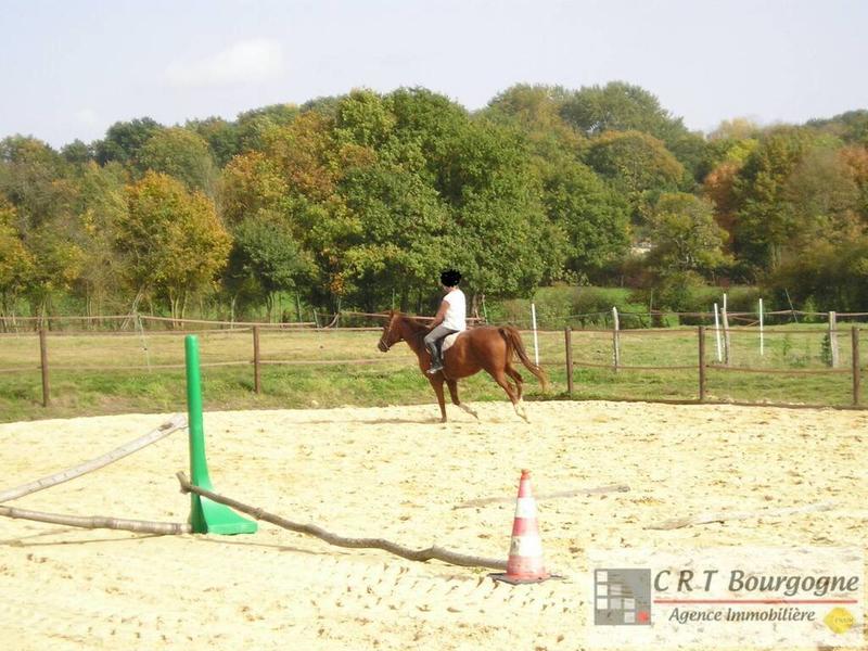 Maison - 240 m² - 8 pièces