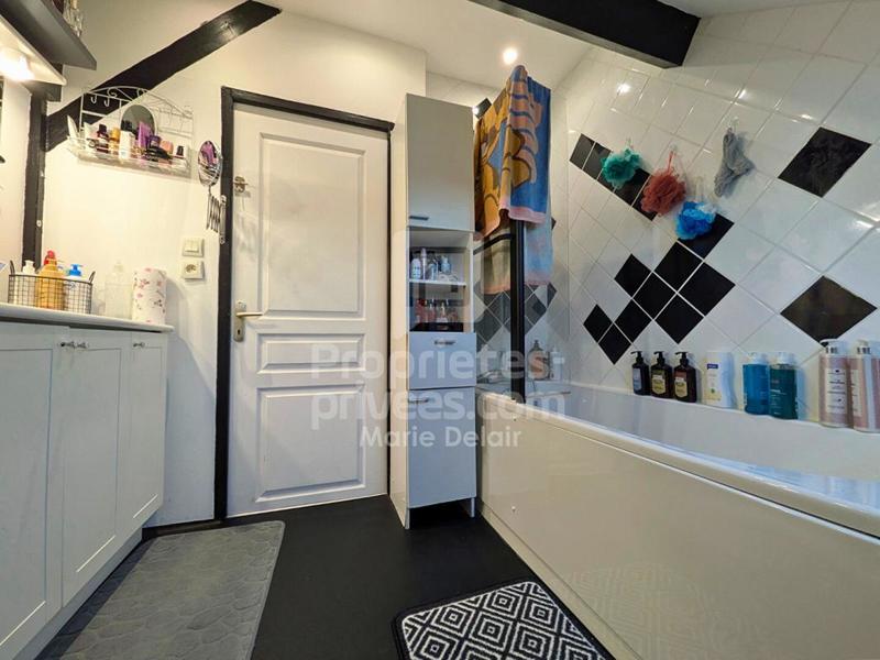 Maison - 121 m² - 6 pièces