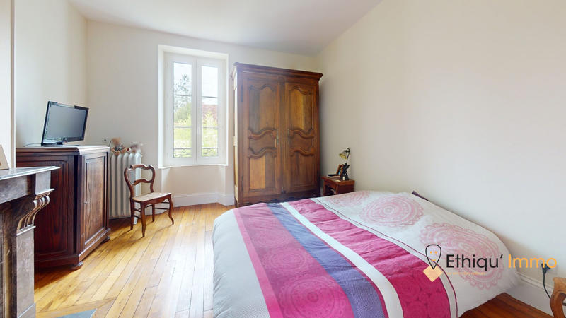 Maison - 314 m² - 10 pièces