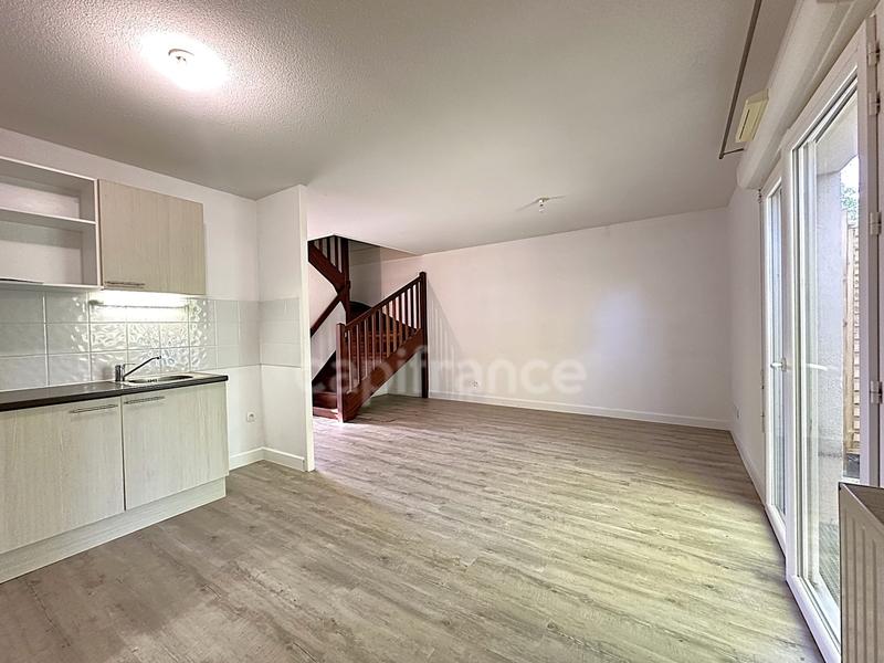 Maison - 60 m² - 3 pièces