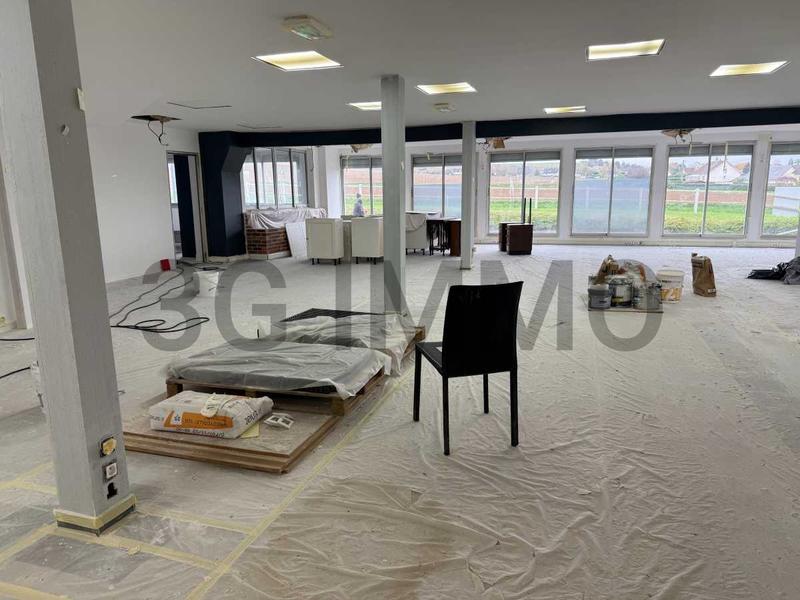 Local commercial - 452 m²