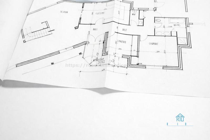 Maison - 169 m² - 8 pièces