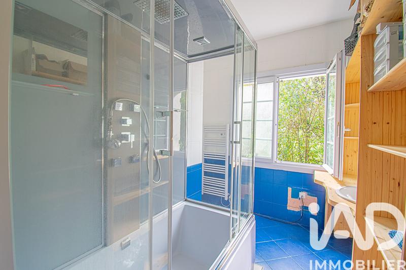 Maison - 278 m² - 10 pièces