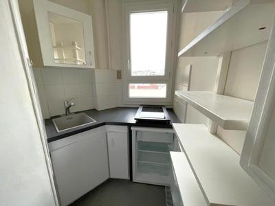 Studio - 16 m² - 1 pièce