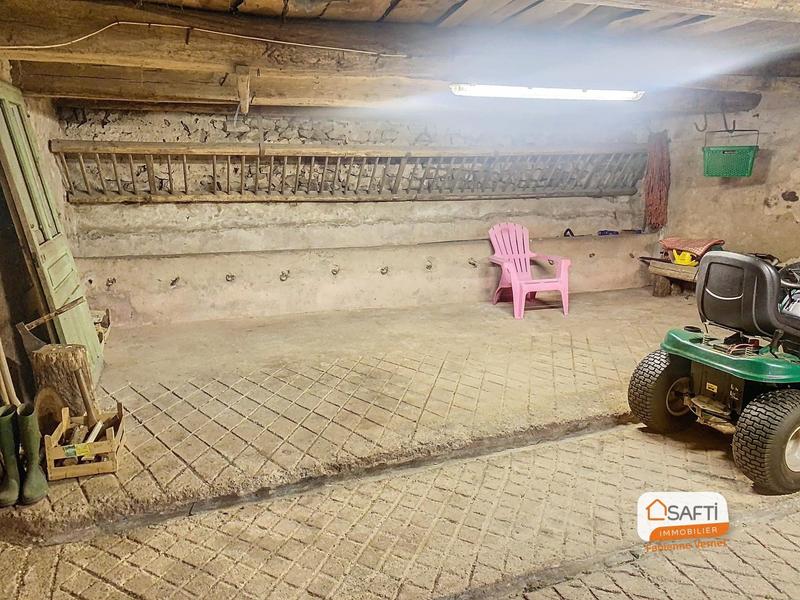 Maison - 95 m² - 5 pièces