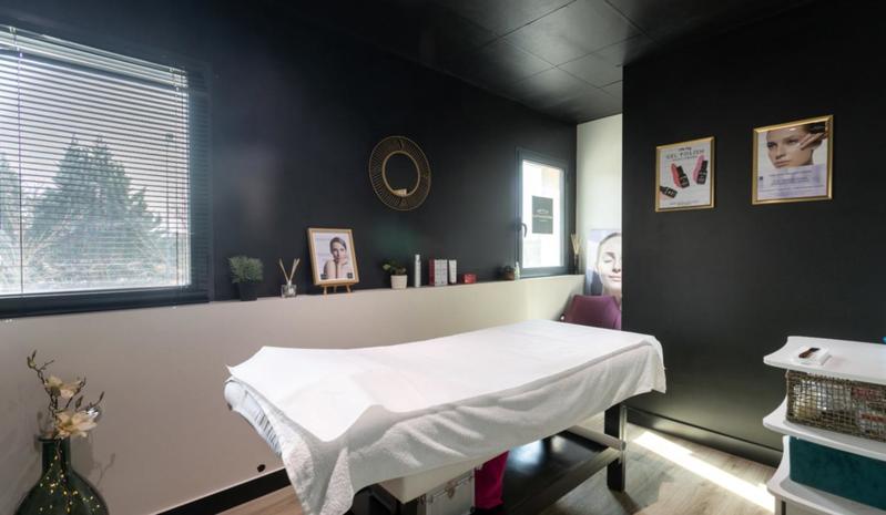 Beauté / Bien-être - 62 m²