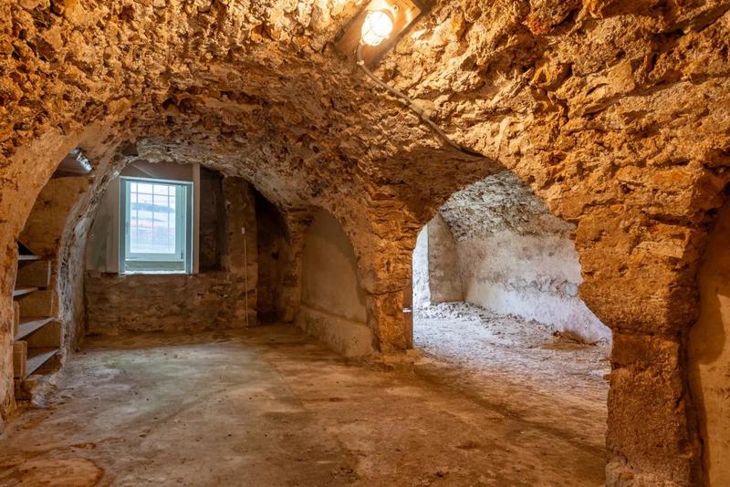 Corps de ferme - 136 m² - 10 pièces