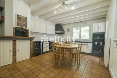 Villa - 290 m² - 5 pièces