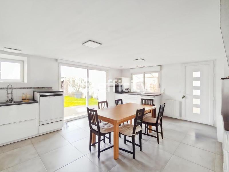 Maison - 160 m² - 5 pièces