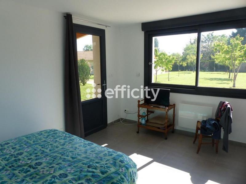 Maison - 200 m² - 5 pièces