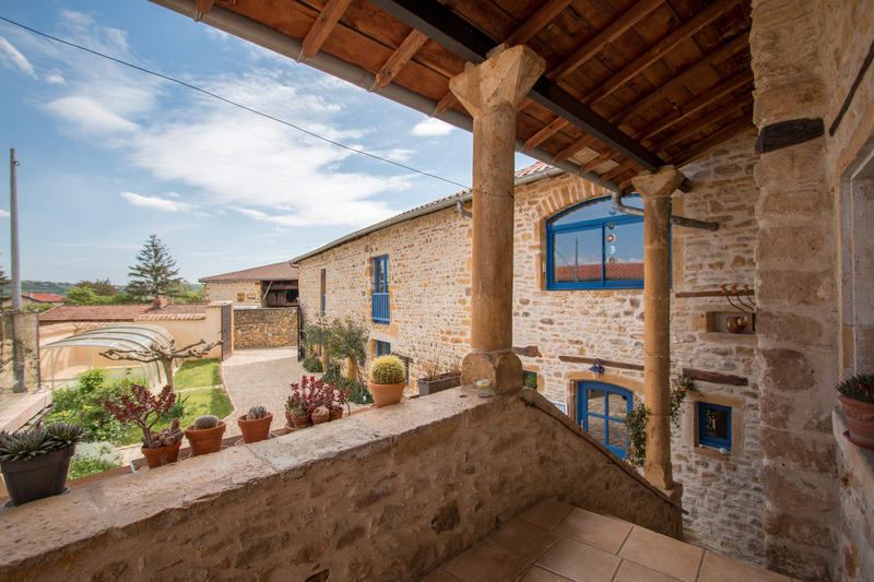 Maison - 208 m² - 8 pièces