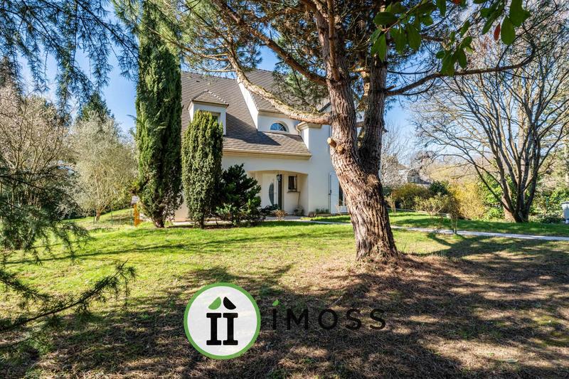 Maison contemporaine - 197 m² - 5 pièces