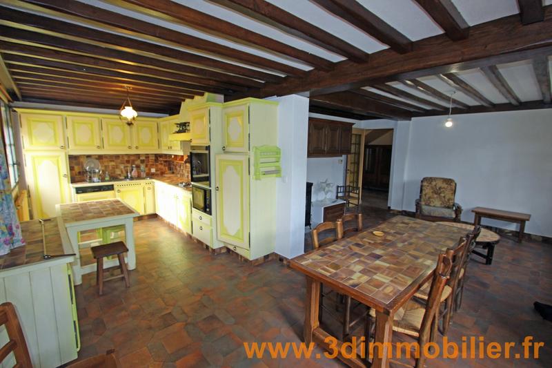 Maison - 306 m² - 10 pièces