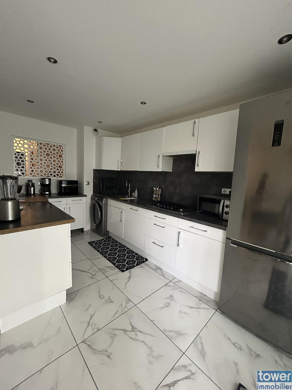 Appartement - 76 m² - 4 pièces