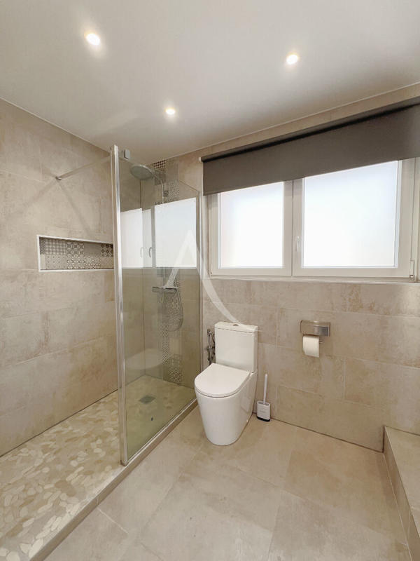 Maison - 101 m² - 5 pièces