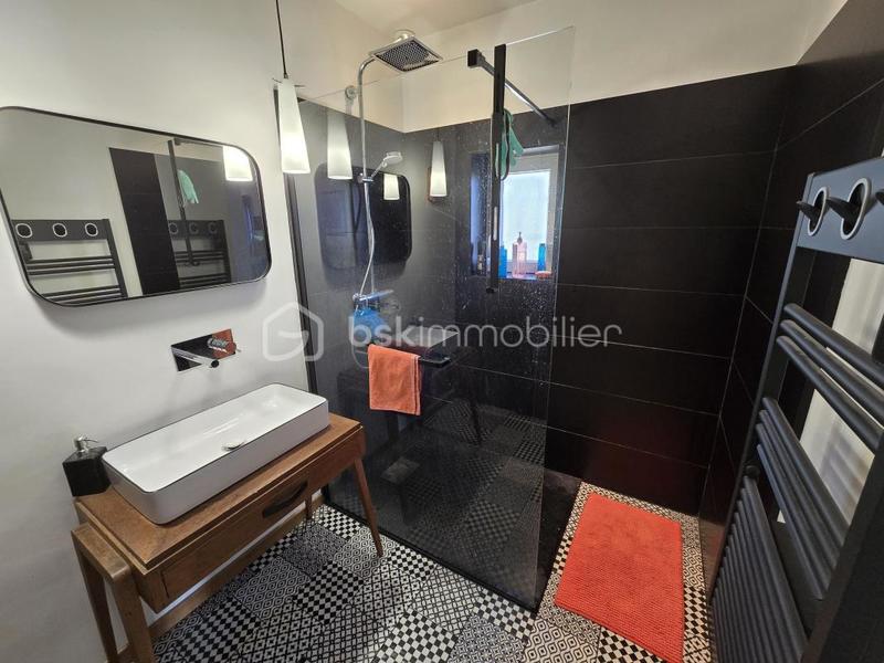 Maison - 135 m² - 6 pièces