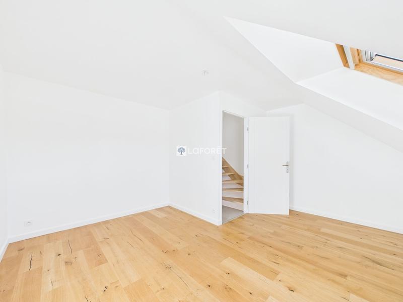 Maison - 83 m² - 4 pièces